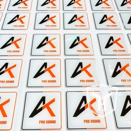 Decal Sữa Phủ Keo Epoxy 6